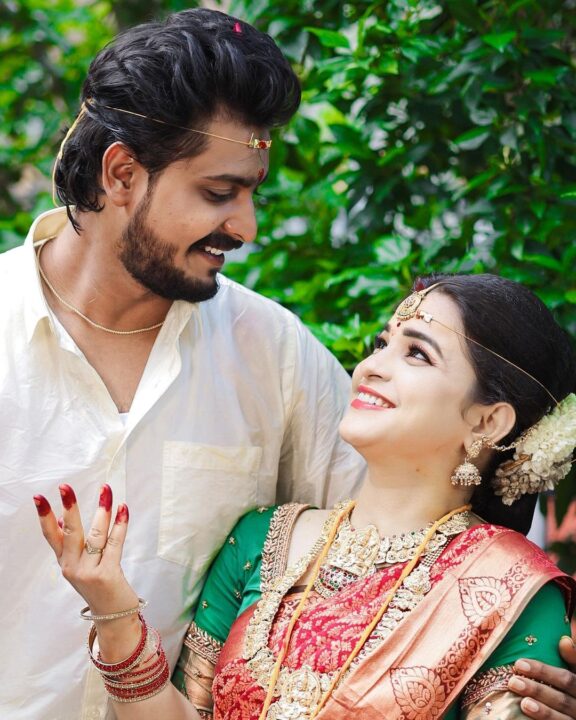 ராதிகாவின் பொன்னி சி/ஓ ராணி சீரியல் நடிகருக்கு திடீரென நடந்து முடிந்து திருமணம்.! வெளியான புகைப்படம் இதோ 7