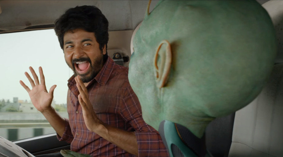 'குழந்தைகளுக்கு கூட இந்த படம் புடிக்காது".! 'அயலான்' படம் பற்றி ப்ளூ சட்டை மாறன் விமர்சனம்.! 3