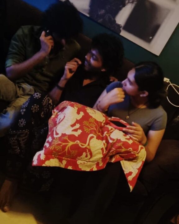 வனிதா வீட்டில் Week End-ஐ கொண்டாடிய பிக்பாஸ் போட்டியாளர்கள்.! வனிதா வீட்டில் நடந்த பார்ட்டி.! 5