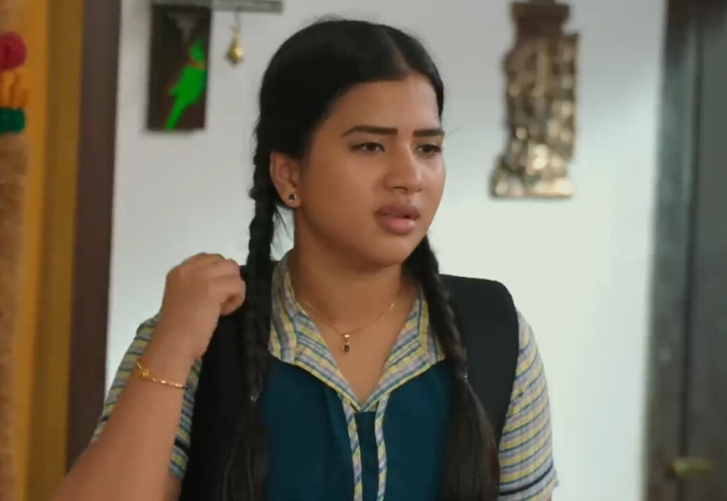 "உங்க பொண்ணு ஸ்கூலுக்கு படிக்க போகுதுனு நினைச்சிட்டு இருக்கீங்களா?" உளறி கொட்டிய கரிகாலன்.! 3