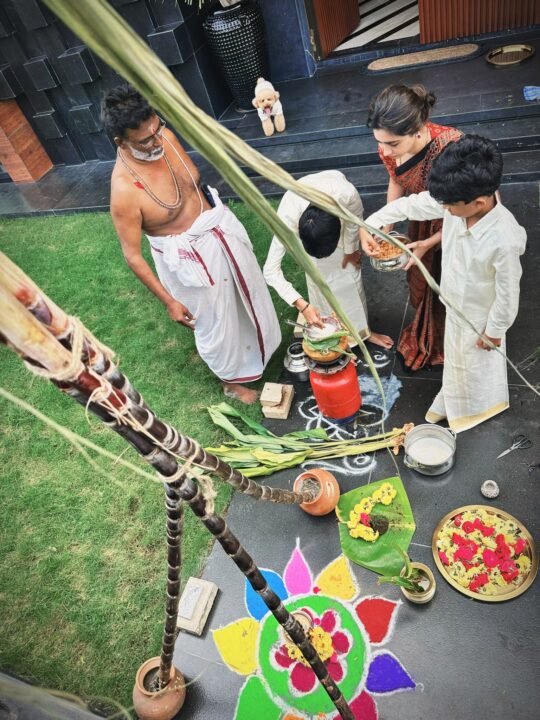 தனது மகன்களுடன் இணைந்து பொங்கல் வைத்து தமிழர் திருநாளை கொண்டாடிய நடிகர் ஜெயம் ரவி.! 9
