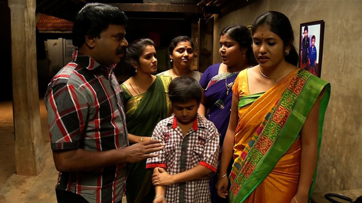 நாதஸ்வரம் சீரியல் கோபியின் தங்கைகளை ஞாபகம் இருக்கா? இப்ப எப்படி இருக்காங்கன்னு பாருங்க..! 5