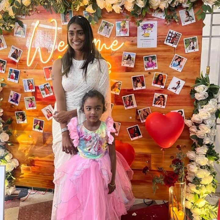 பிக்பாஸில் இருந்து வெளியேறிய பூர்ணிமாவை மேளதாளங்கள் முழங்க வரவேற்ற குடும்பத்தினர்.! வீடியோ இதோ 3