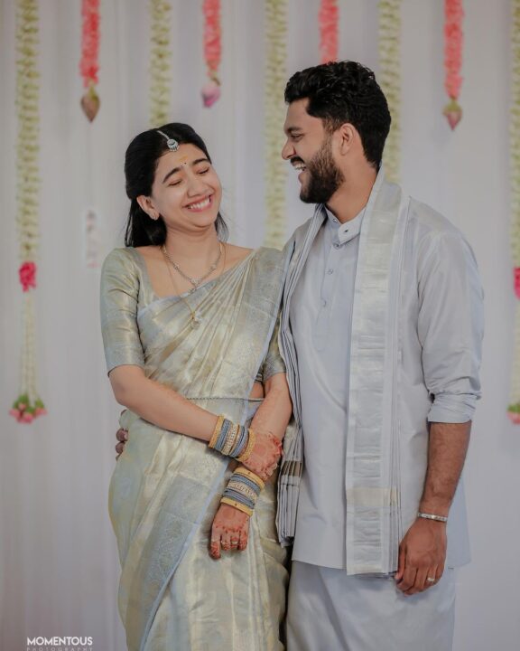பிரம்மாண்டமாக நடந்து முடித்த சாய் பல்லவி தங்கை நிச்சயதார்த்தம்.! அழகிய புகைப்படங்கள் மற்றும் வீடியோ இதோ.! 23