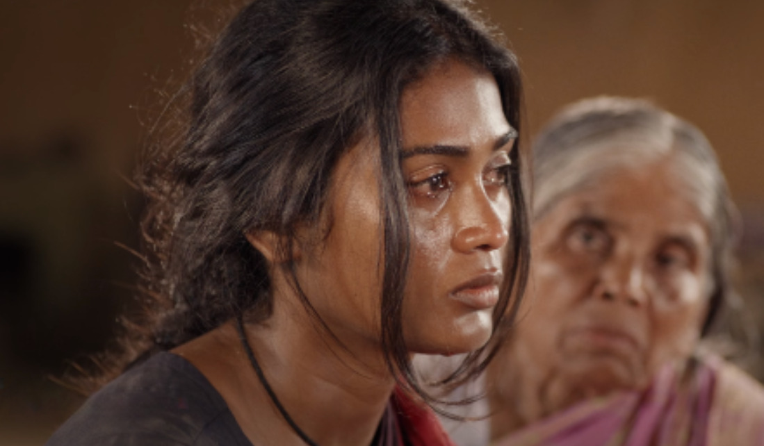 பூர்ணிமா ரவி ஹீரோயினாக நடித்துள்ள முதல் படம்.! 'செவப்பி' படத்தின் டீசர் வெளியானது.! வீடியோ உள்ளே.! 3