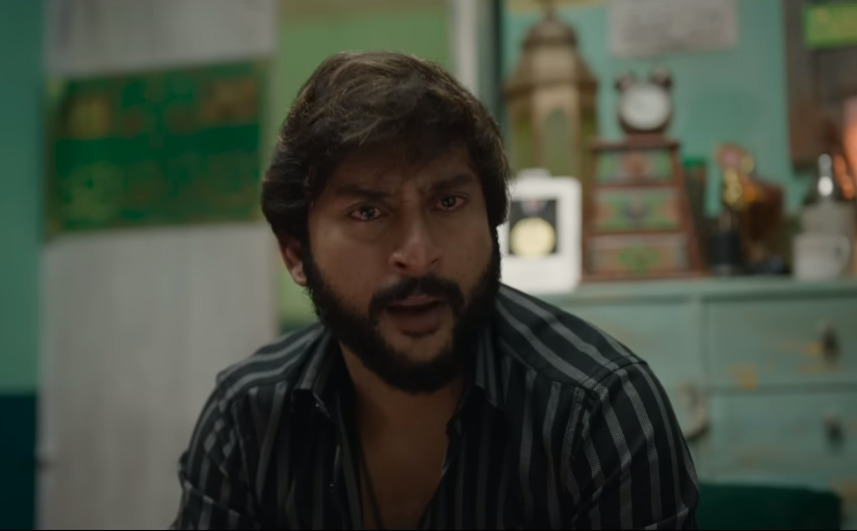 "முடி வெட்டுறது எல்லாம் குலத் தொழில்பா..! நமக்கு சரி வராது.!" 'சிங்கப்பூர் சலூன்' ட்ரைலர் வெளியானது.! 3