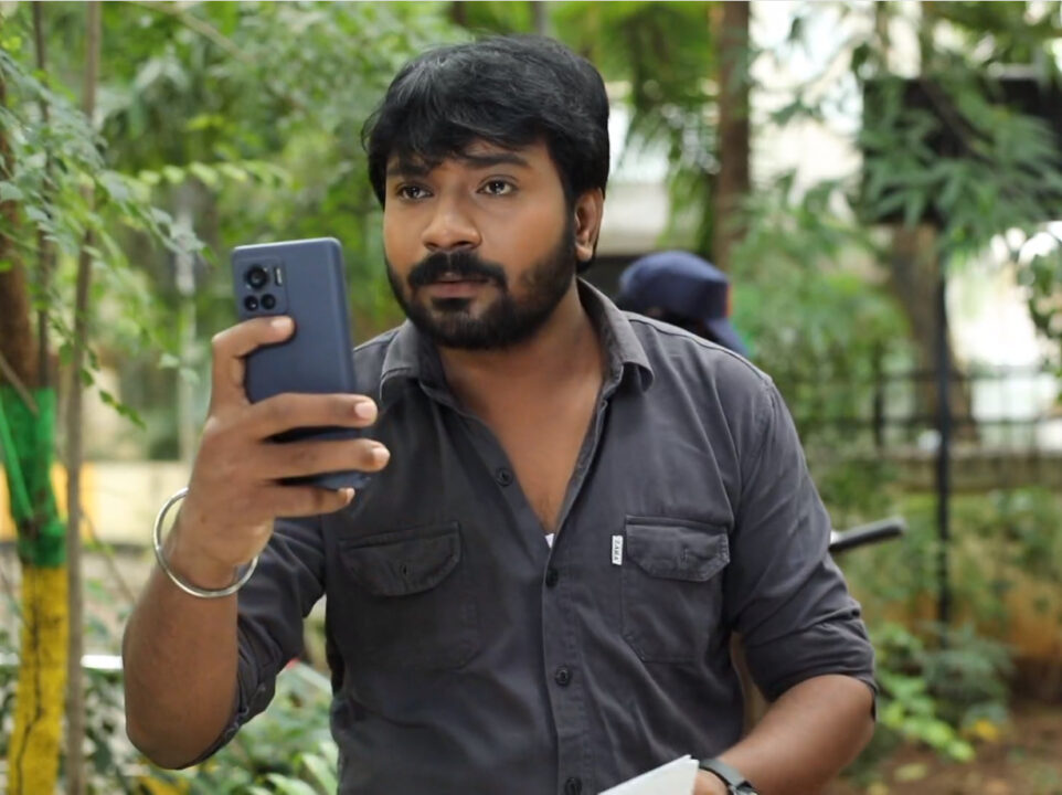 "மாட்டிக்கினாரு ஒருத்தரு" முத்துவிடம் கையும் களவுமாக சிக்கிய மனோஜ்.! தரமான ப்ரோமோ இதோ.! 3