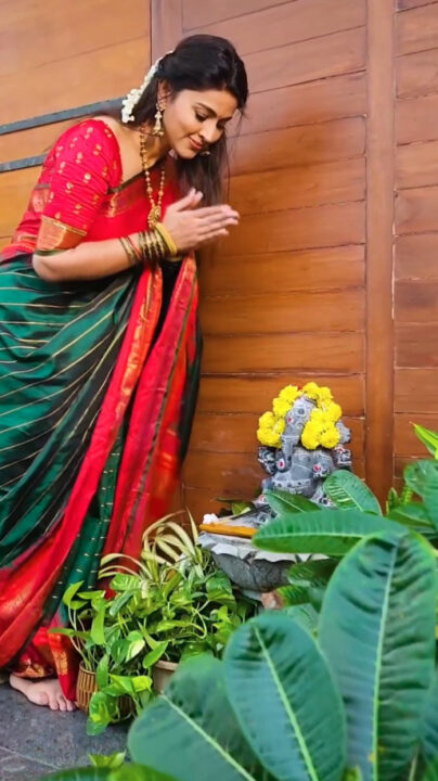 'புன்னகை இளவரசி' சினேகா வீட்டு பொங்கல் கொண்டாட்டம்..! சினேகா வெளியிட்ட அழகிய வீடியோ..! 7