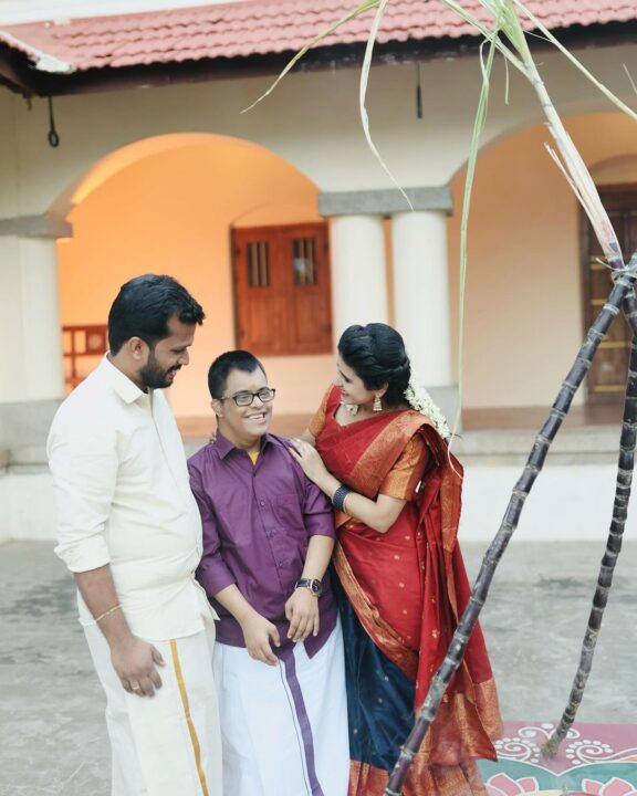 கணவருடன் பொங்கல் திருநாளை கொண்டாடிய 'பாக்கியலட்சுமி' சீரியல் நடிகை ரித்திகா.! 5