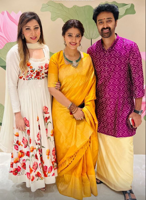 கணவருடன் இணைந்து புது தொழிலை தொடங்கிய சினேகா..! பிரம்மாண்ட கடைத் திறப்பு விழா..! 7