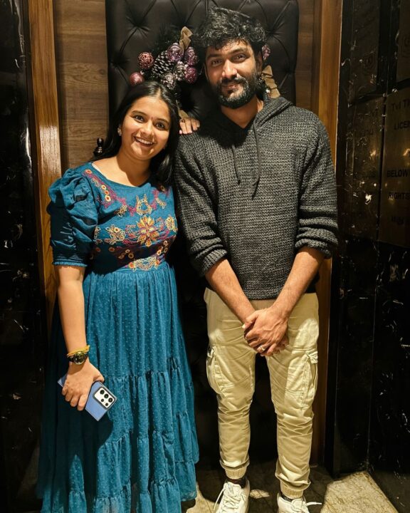 ஒன்றாக இணைந்து பார்ட்டி செய்து வார இறுதி நாளை கொண்டாடிய 'எதிர்நீச்சல்' நடிகர்கள்..! 13