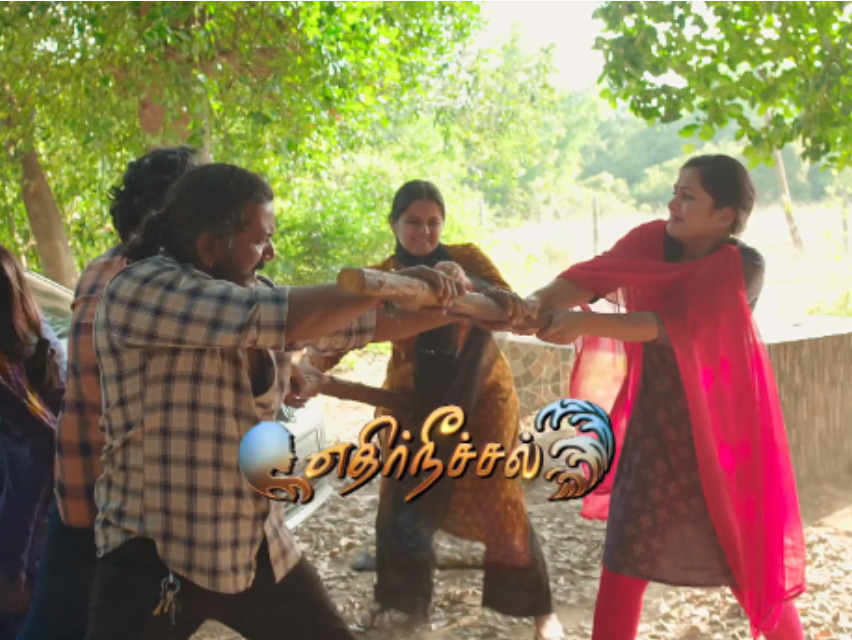 தர்ஷினியிடம் தவறாக நடந்து கொள்ளும் ரவுடி.! தப்பிக்க முடியாமல் கதறி அழும் தர்ஷினி.! ப்ரோமோ இதோ.! 3