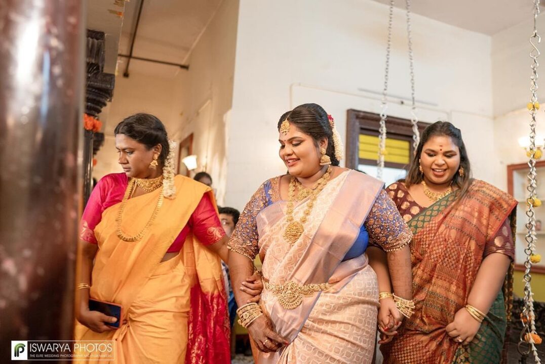 முறை மாமனை கரம் பிடிக்கும் இந்திரஜா.! ஆனந்த கண்ணீரில் ரோபோ ஷங்கர்.! அழகிய புகைப்படங்கள் இதோ.! 19