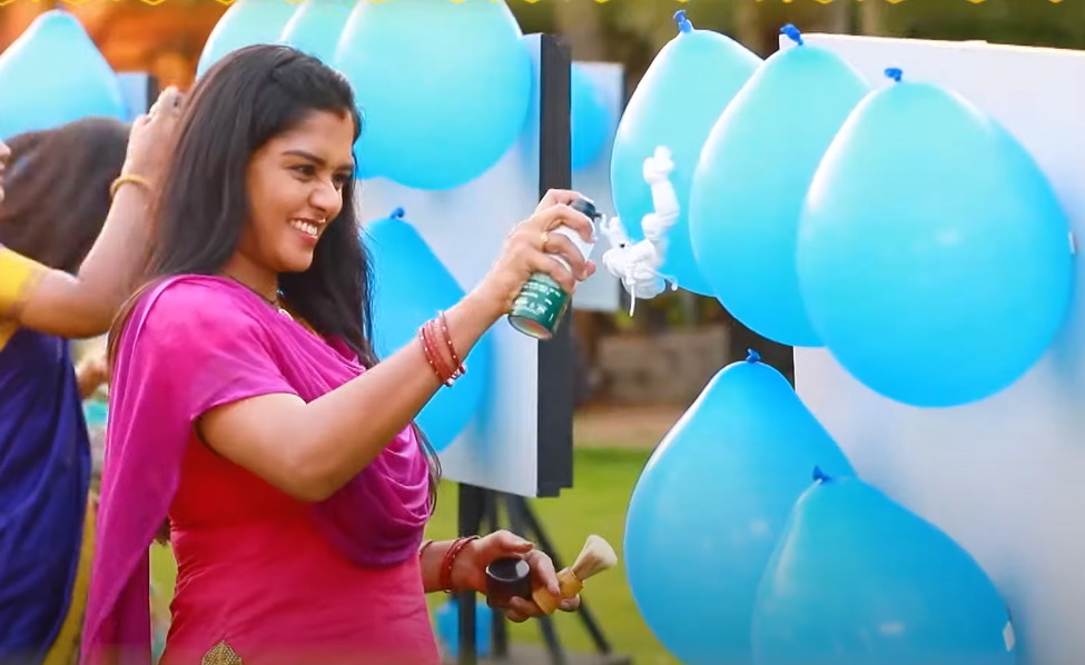 பொம்மைக்கு புடவை கட்டிவிடும் டாஸ்க்.! திணறும் விஜய் மற்றும் சூர்யா.! உதவி செய்யும் மஹா - காவேரி.! 3
