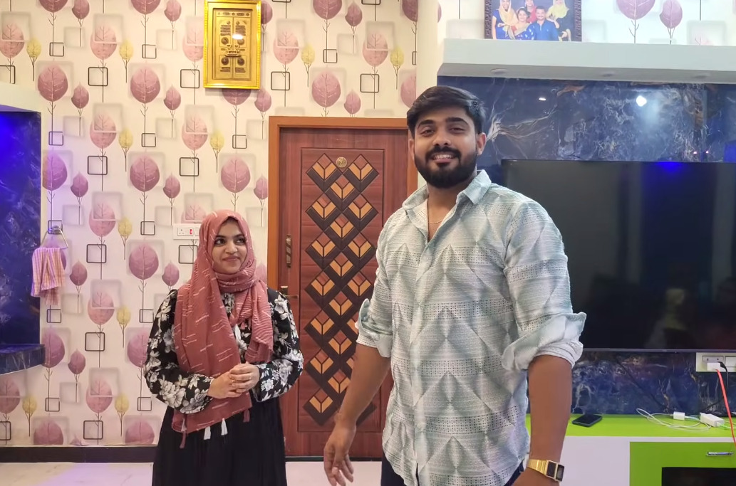 'மோதலும் காதலும்' ஹீரோ சமீரின் வீட்டை பார்த்து இருக்கீங்களா. ! அவரே வெளியிட்ட ஹோம் டூர் வீடியோ.! 3