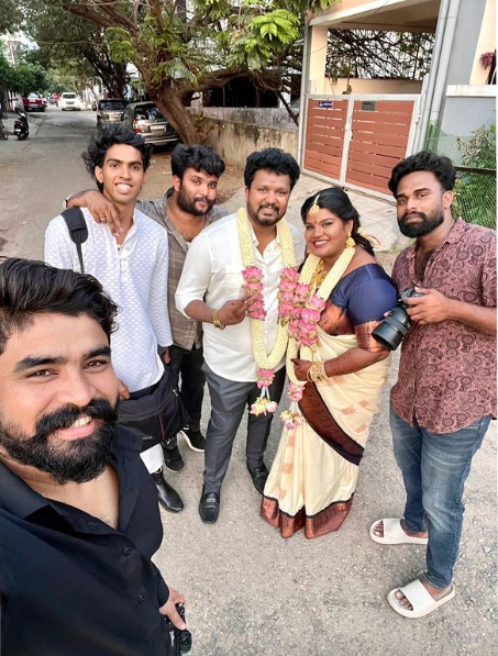 ரோபோ ஷங்கர் மகள் இந்திரஜாவுக்கு கோலாகலமாக நடந்து முடிந்த நிச்சயதார்த்தம்.! புகைப்படங்கள் இதோ 7