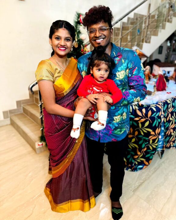 தனது மகனுடன் எடுத்துக்கொண்ட அழகிய புகைப்படங்களை பகிர்ந்த 'சூப்பர் சிங்கர்' அஜய் கிருஷ்ணா.! 5