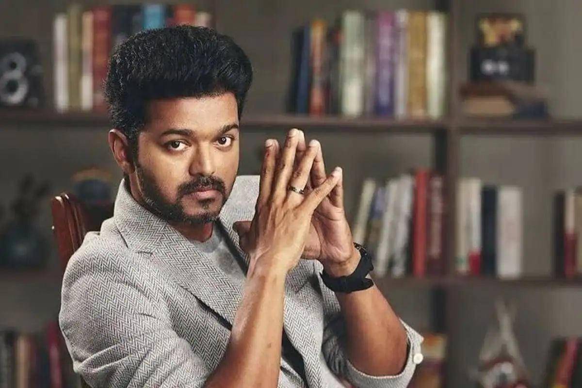 "இனி தமிழ்நாடு அரசியல் ஸ்டாலின் vs விஜய் என நகரும்" விஜய் கட்சி பற்றி ப்ளூ சட்டை மாறன் கருத்து.! 3
