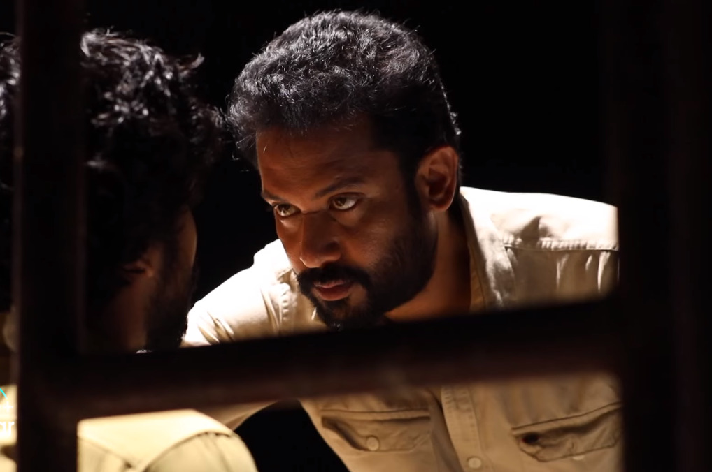 அர்ஜுனை கடத்தி வந்து கட்டி வைத்து அடித்து துவைக்கும் தமிழ்.! தரமான சம்பவம் பண்ணிடீங்க தமிழ்.! 3