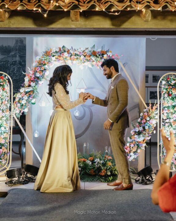 'முதல் நீ முடிவும் நீ' பட நடிகர் கிஷன் தாஸுக்கு நடைபெற்ற திருமண நிச்சயதார்த்த புகைப்படங்கள்.! 3
