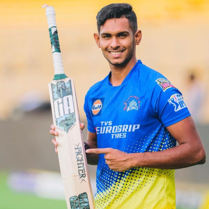 CSK இளம் வீரருடன் காதல்.? உண்மைகளை போட்டு உடைத்த பாக்கியலட்சுமி சீரியல் நடிகை.! 3