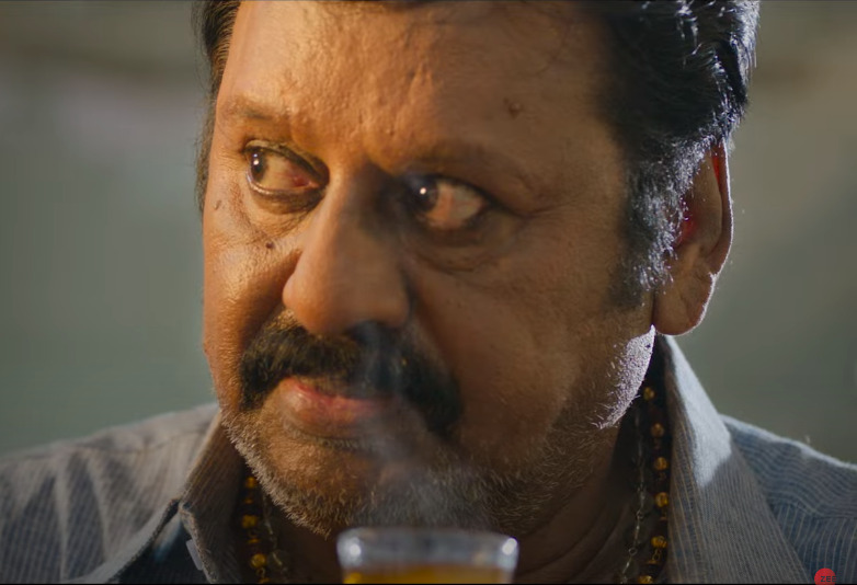 நீண்ட இடைவெளிக்குப் பின்னர் கதாநாயகனாக அசத்தும் ராமராஜன்.! 'சாமானியன்' ட்ரைலர் இதோ.! 3