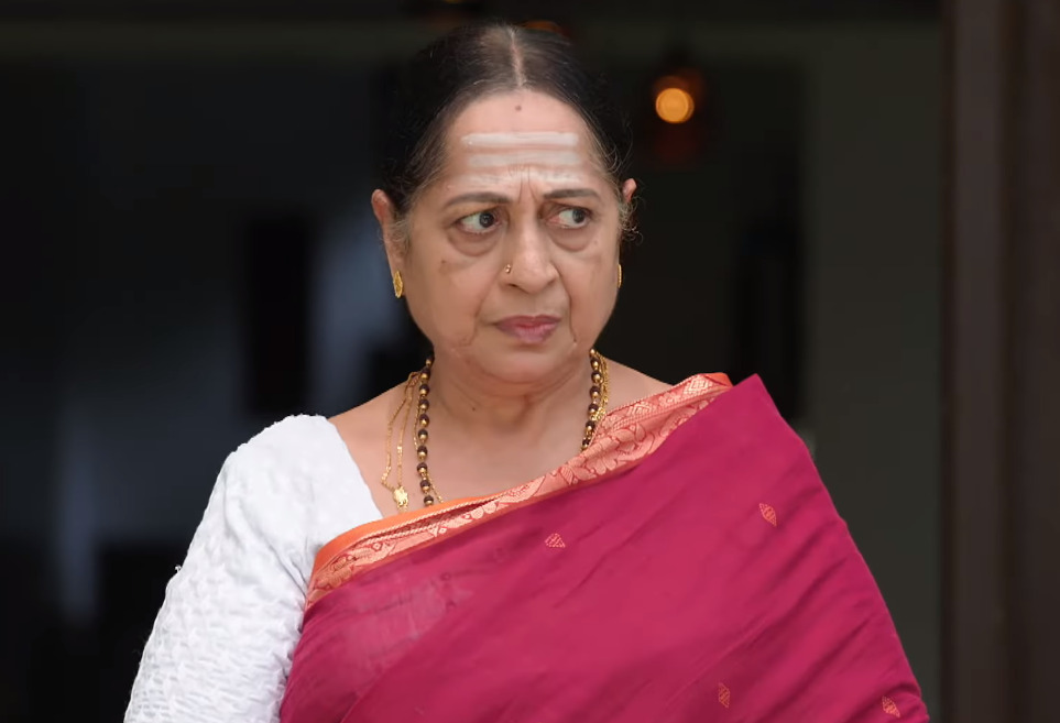 உன் மகனை கட்டி வைய்ன்னு நான் அழுதேனா? விசாலாட்சியை நோஸ் கட் செய்துவிட்ட ஈஸ்வரி.! 3