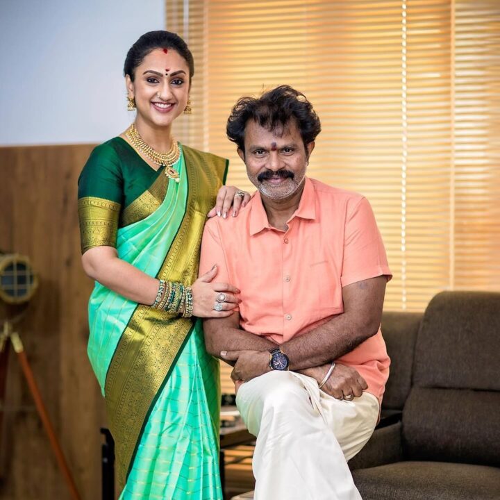 மனைவிக்காக புது நிறுவனத்தை தொடங்கிய இயக்குனர் ஹரி..! திறப்பு விழா புகைப்படங்கள்.! 5