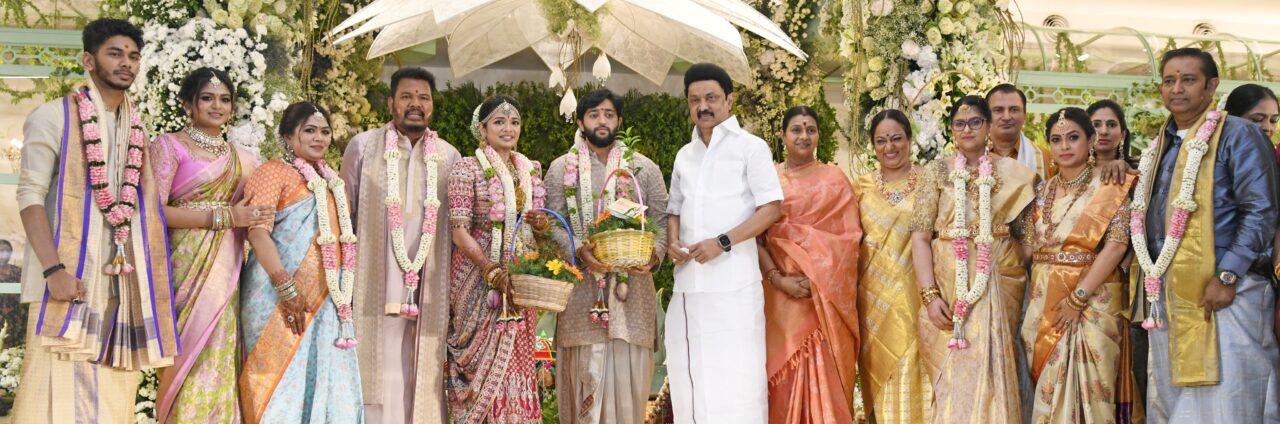 பிரம்மாண்டமாக நடந்து முடிந்த இயக்குனர் ஷங்கர் மகள் திருமணம்.! புகைப்பட ஆல்பம் இதோ.! 7