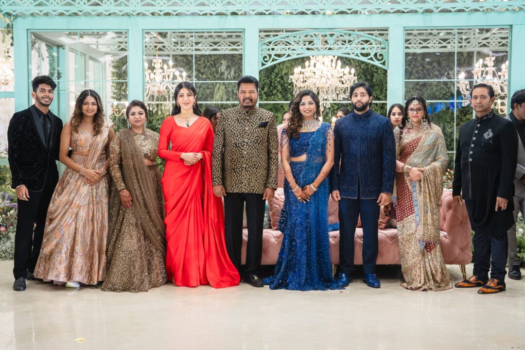 ஷங்கர் மூத்த மகள் ஐஸ்வர்யாவின் திருமண வரவேற்பு.! வந்து குவிந்த இந்திய திரைப் பிரபலங்கள்.! 21