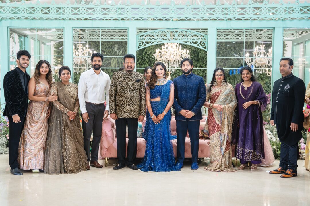 ஷங்கர் மூத்த மகள் ஐஸ்வர்யாவின் திருமண வரவேற்பு.! வந்து குவிந்த இந்திய திரைப் பிரபலங்கள்.! 13