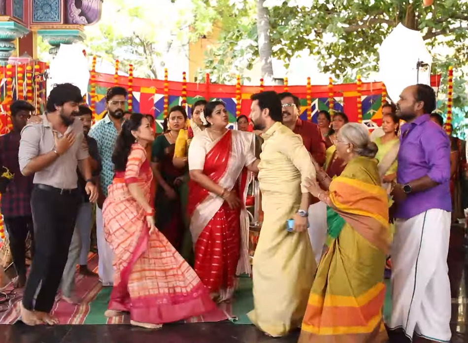 இனிப்பில் விஷம் தடவி சரஸ்வதி மற்றும் குழந்தையை கொல்ல முயற்சித்த அர்ஜுன்.! ப்ரோமோ இதோ 3