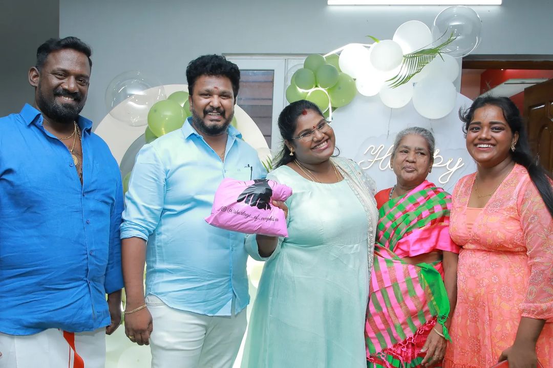 திருமணத்திற்கு பிறகு வந்த முதல் பிறந்தநாள்.! இந்திரஜா கணவர் கொடுத்த சர்ப்ரைஸ்.! வீடியோ இதோ.! 13
