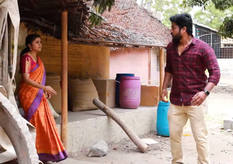 ரவுடிகளிடம் இருந்து எஸ்கேப் ஆன ராஜி, மீனா.! கையும் களவுமாக மாட்டிய குமரவேல்.! ப்ரோமோ 3