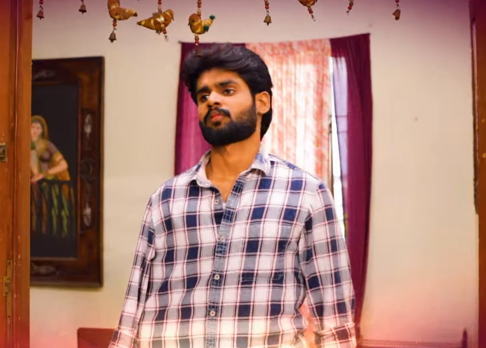 முதல் திருமண நாளை கொண்டாடும் முத்து - மீனா.! நிகழ்ச்சியை கெடுக்க சத்யாவை அனுப்பிய சிட்டி.! 3