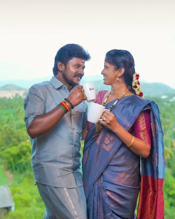சூப்பர் சிங்கர் பிரபலம், பின்னணி பாடகி ராஜலக்ஷ்மியின் பிறந்தநாள் புகைப்படங்கள்.! 9