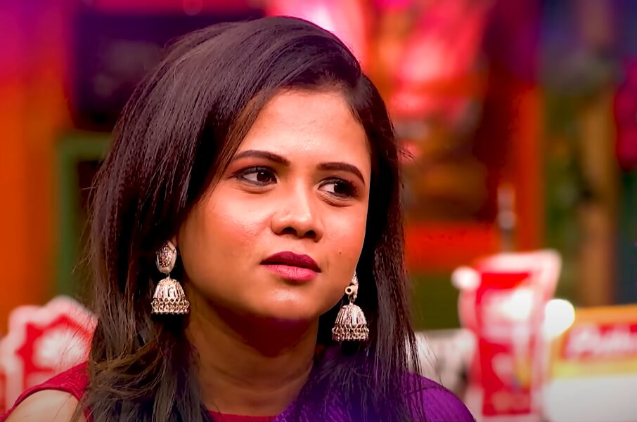 நடுவர்களை டம்மி பீஸ் என்ற மணிமேகலை . .! கண்டித்த செஃப் தாமு..! வாடிய மணிமேகலை முகம்...! 3