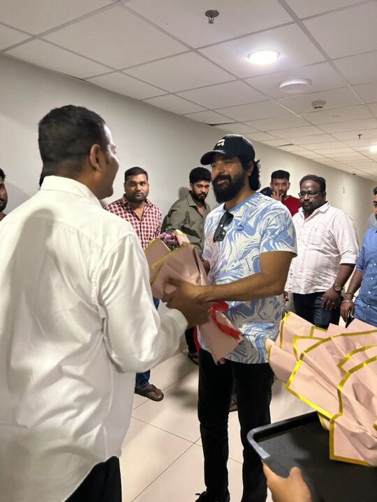 GOAT படம் பார்க்க வந்த சிவகார்த்திகேயன்..! நடுவே போடப்பட்ட AMARAN படத்தின் ட்ரைலர்..! சத்தத்தால் அதிர்ந்த தியேட்டர்..! 3