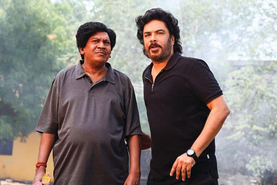 15 வருடங்களுக்கு பிறகு உருவான Vadivelu Sundar C கூட்டணி..! Gangers படத்தின் முதல்பார்வை போஸ்டர் இதோ..! 3