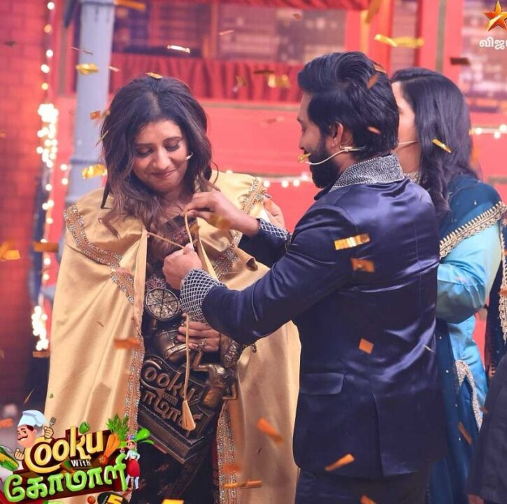CWC 5 டைட்டிலை வெற்றிபெற்றார் Priyanka..! கமெண்டில் கழுவி ஊத்தும் ரசிகர்கள்..! 3