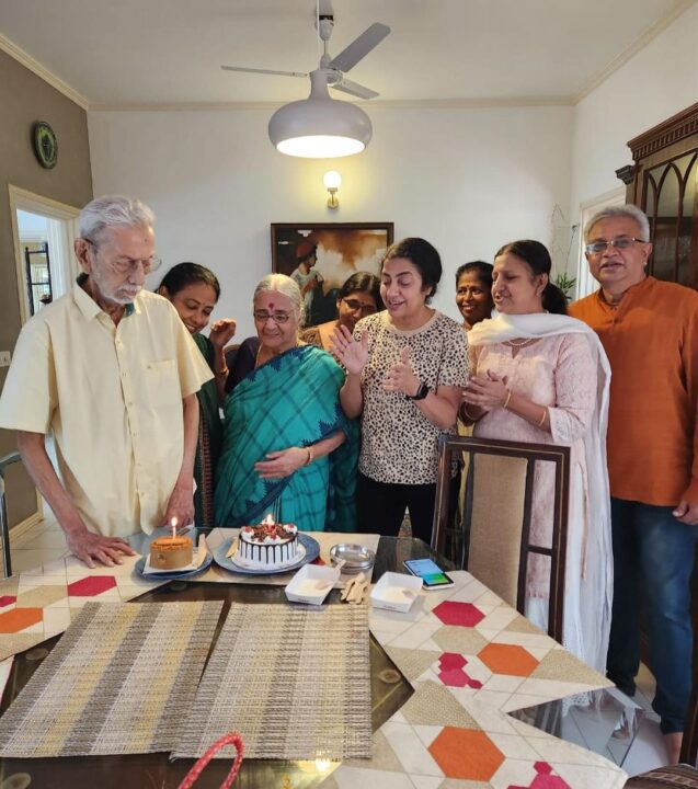 அப்பா அம்மாவின் 70வது திருமண நாள்..! கோலாகலமாக கொண்டாடிய மகள் சுஹாசினி மணிரத்தினம்..! 3