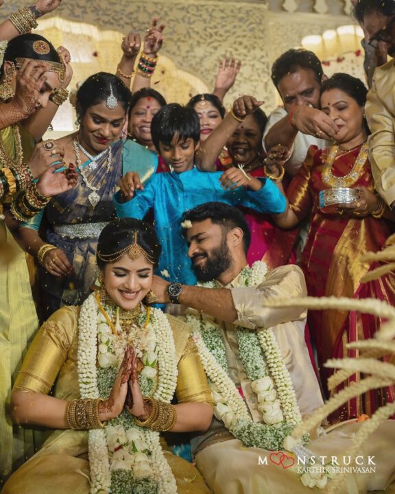 இன்று கோலாகலமாக நடைபெற்ற நடிகை Megha Aakash திருமணம்..! வைரலாகும் திருமண புகைப்படங்கள்...! 3