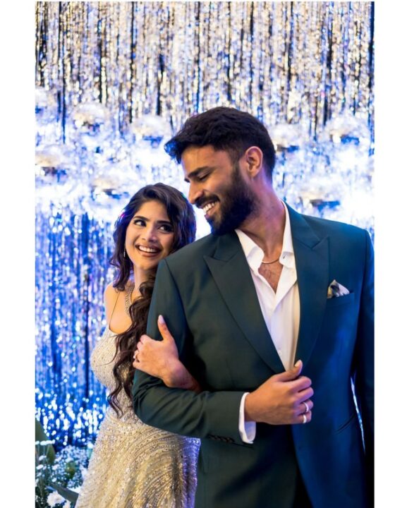 இணையத்தில் வைரலாகி வரும் நடிகை Megha Aakash திருமண வரவேற்பு புகைப்படங்கள்..! 3