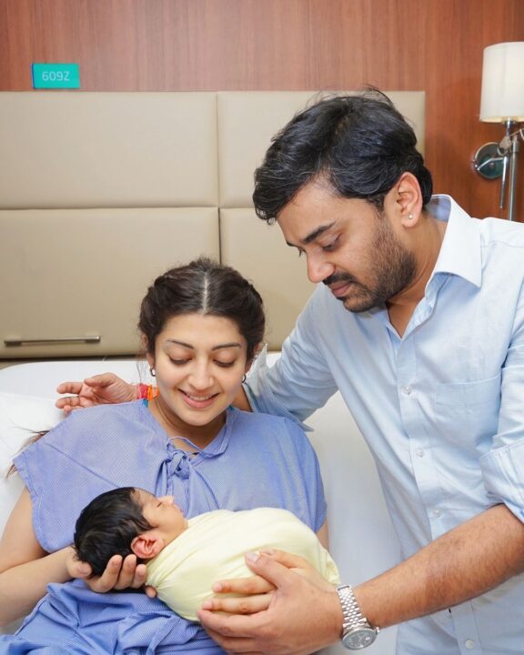 மீண்டும் அம்மாவாகிய நடிகை பிரணிதா..! இரண்டாவது குழந்தை பிறந்தது..! வெளியான புகைப்படம்..! 3