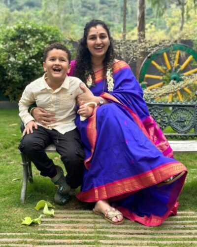 குடும்பத்துடன் விநாயகர் சதுர்த்தியை வீட்டில் கொண்டாடிய காந்தார நாயகன் ரிஷப் ஷெட்டி..! 5