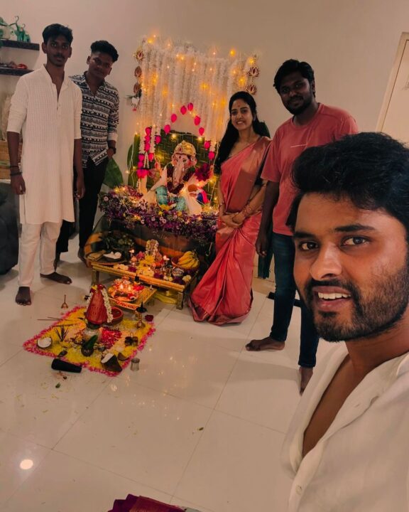 காதலன் Ameer உடன் விநாயகர் சதுர்த்தியை கொண்டாடிய BiggBoss Pavani Reddy..! 3