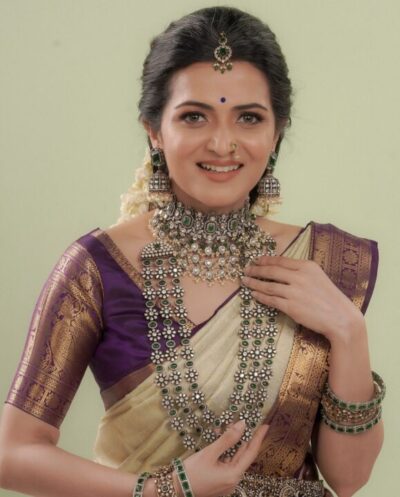 காலில் அறுவை சிகிச்சை..! இருந்தும் வேட்டையன் இசைவெளியீட்டு விழாவில் ஆட்டம் போட்ட DD..! வைரலாகும் வீடியோ..! 3
