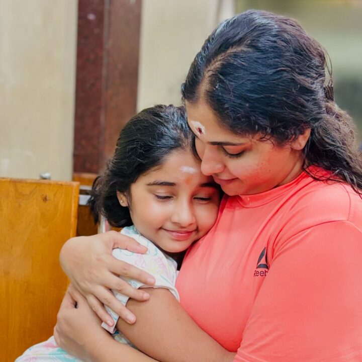 அட நம்ம Banu செம்ம கியூட்டா இருக்காங்களே..! தாமிரபரணி நடிகை Banu-வின் அழகிய குடும்ப புகைப்படங்கள்..! 3