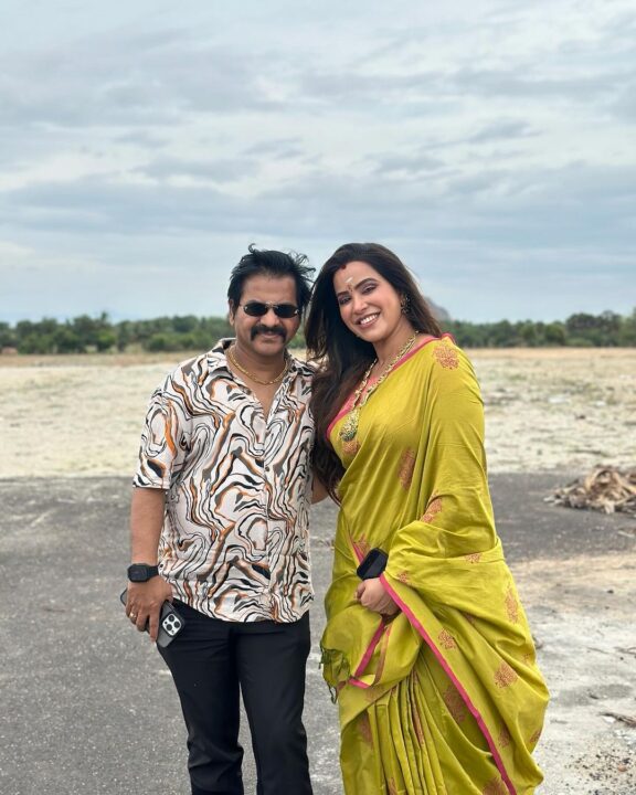 மனைவி Sangeetha உடன் செம்ம Romance செய்யும் Redin Kingsley..! செம்ம கியூட்டான லேட்டஸ்ட் புகைப்படங்கள்..! 5