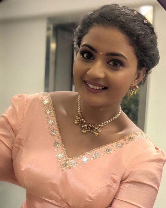 சிறகடிக்க ஆசை சீரியல் நாயகி கோமதியின் செம்ம கியூட்டான புகைப்படங்கள்..! 3